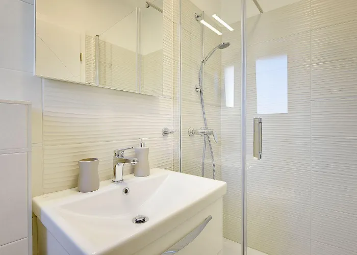 Mit Privatem Pool, Spielplatz, Wlan, Klima, Bbq Holiday home *